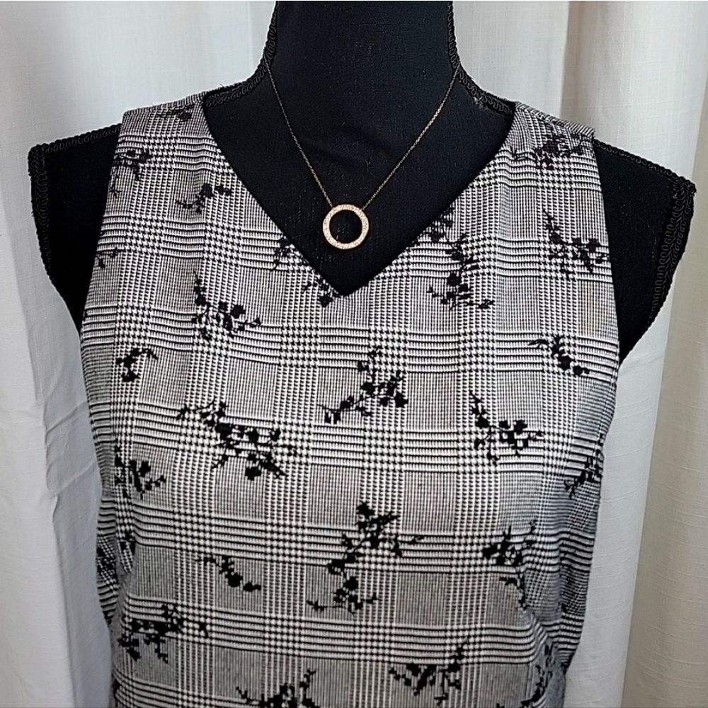 Ann Taylor Glen Plaid Gray Floral Sleeveless Dress - Picture 6 of 16